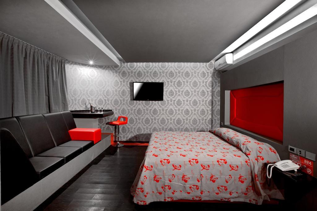 Eurosuites Oceania - Adults Only Мексико Сити Екстериор снимка
